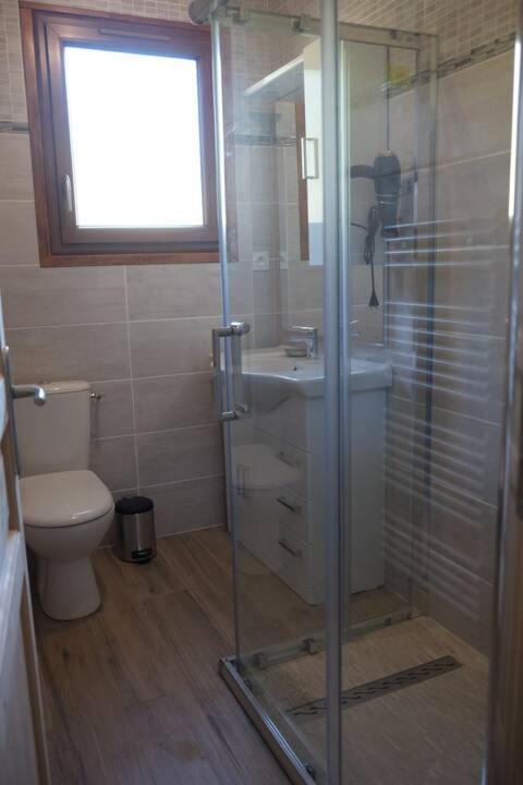 Appartement Rez De Jardin, 2 Chambres/ 4 Personnes, Garage. บรีอองซง ภายนอก รูปภาพ