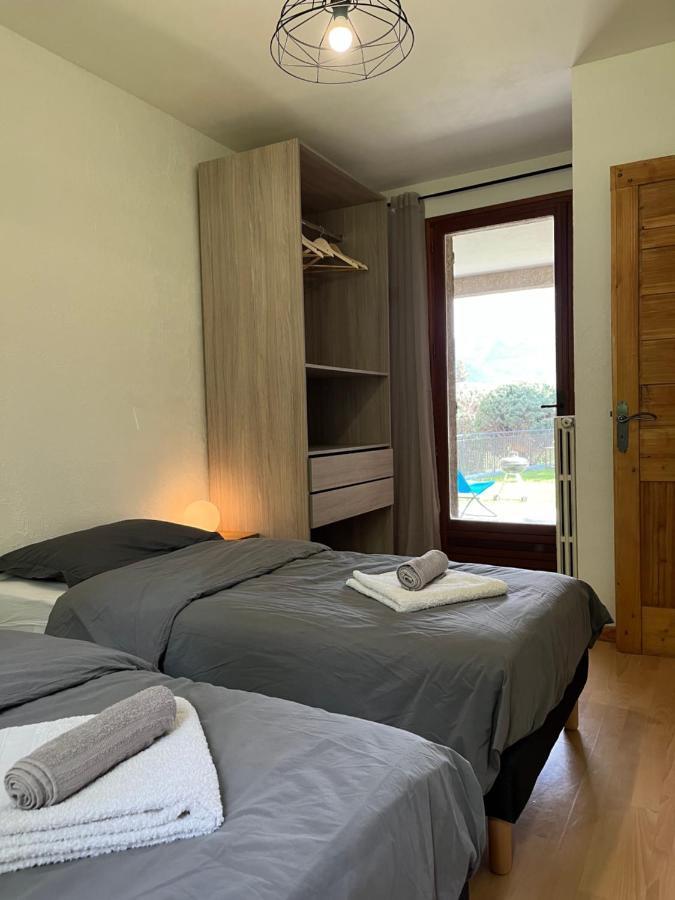 Appartement Rez De Jardin, 2 Chambres/ 4 Personnes, Garage. บรีอองซง ภายนอก รูปภาพ