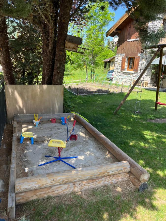 Appartement Rez De Jardin, 2 Chambres/ 4 Personnes, Garage. บรีอองซง ภายนอก รูปภาพ